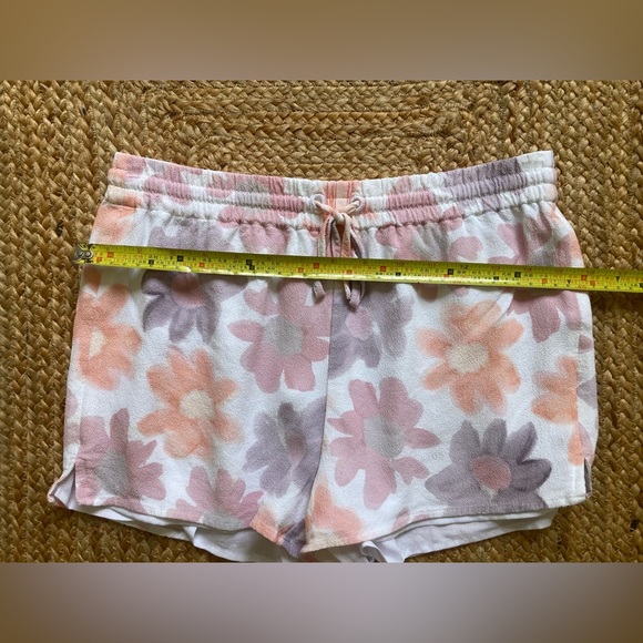 Aritzia | Sunday Best Malcolm Shorts Floral Watercolor Pebble Crepe Lined Size S - Picture 13 of 15